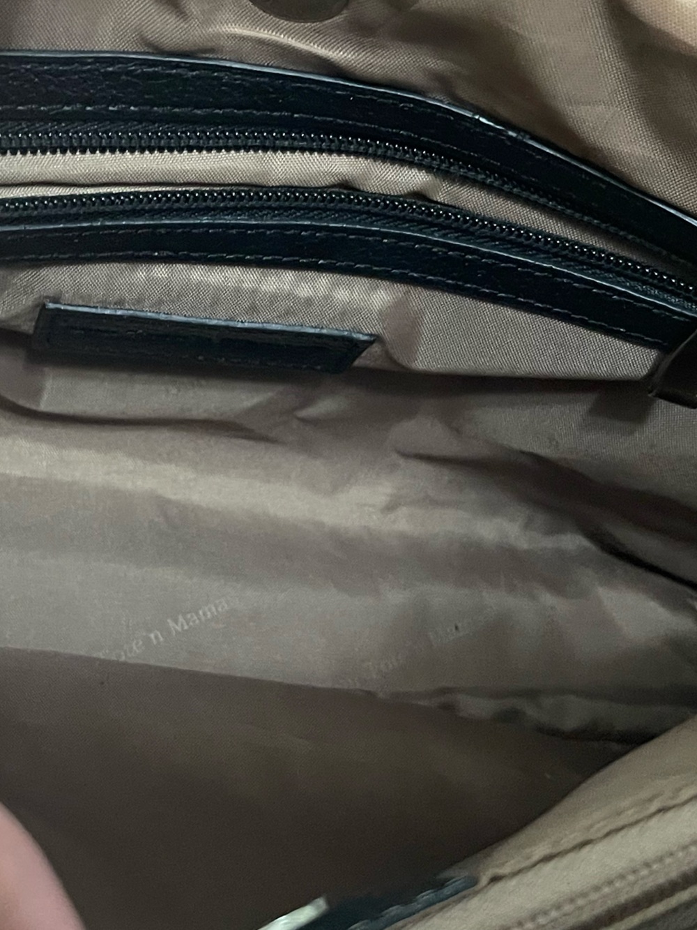 Gun Tote'n Mamas Traditional Open Top Tote with Conceal Carry - Picture 9 of 10